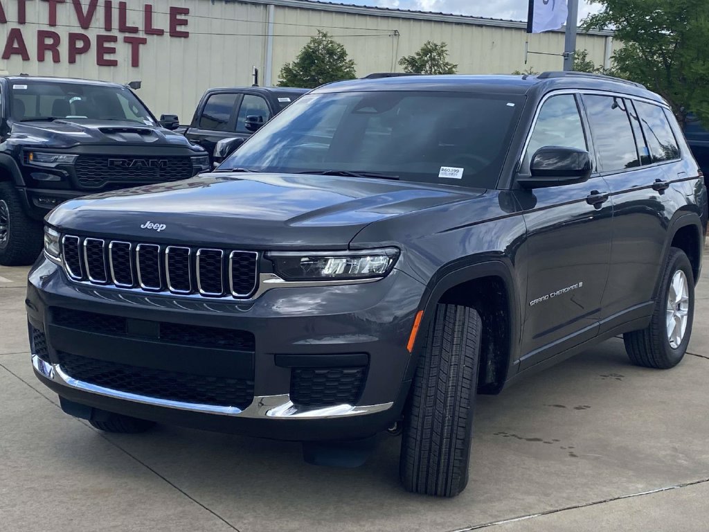 New 2026 Jeep Grand Cherokee L 2WD image 33