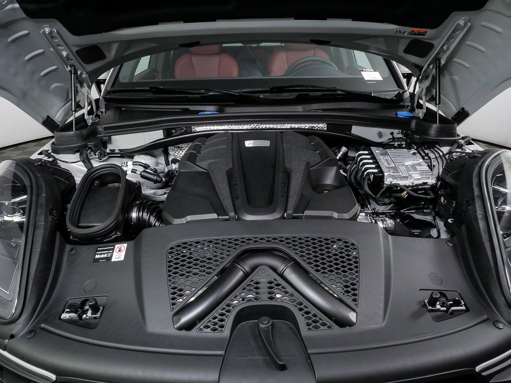 New 2026 Porsche Macan S AWD/4WD image 36