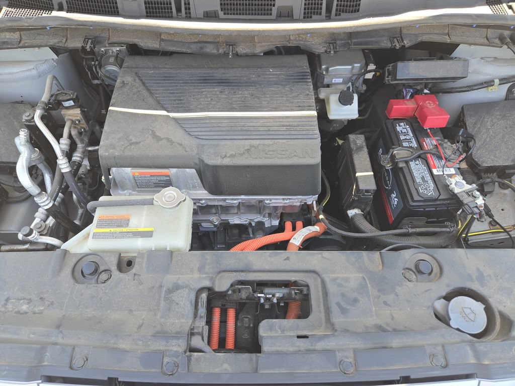 Used 2022 Nissan Leaf SV w/ SV Technology Package FWD image 29
