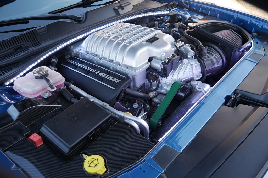 Used 2022 Dodge Challenger SRT Hellcat RWD image 33