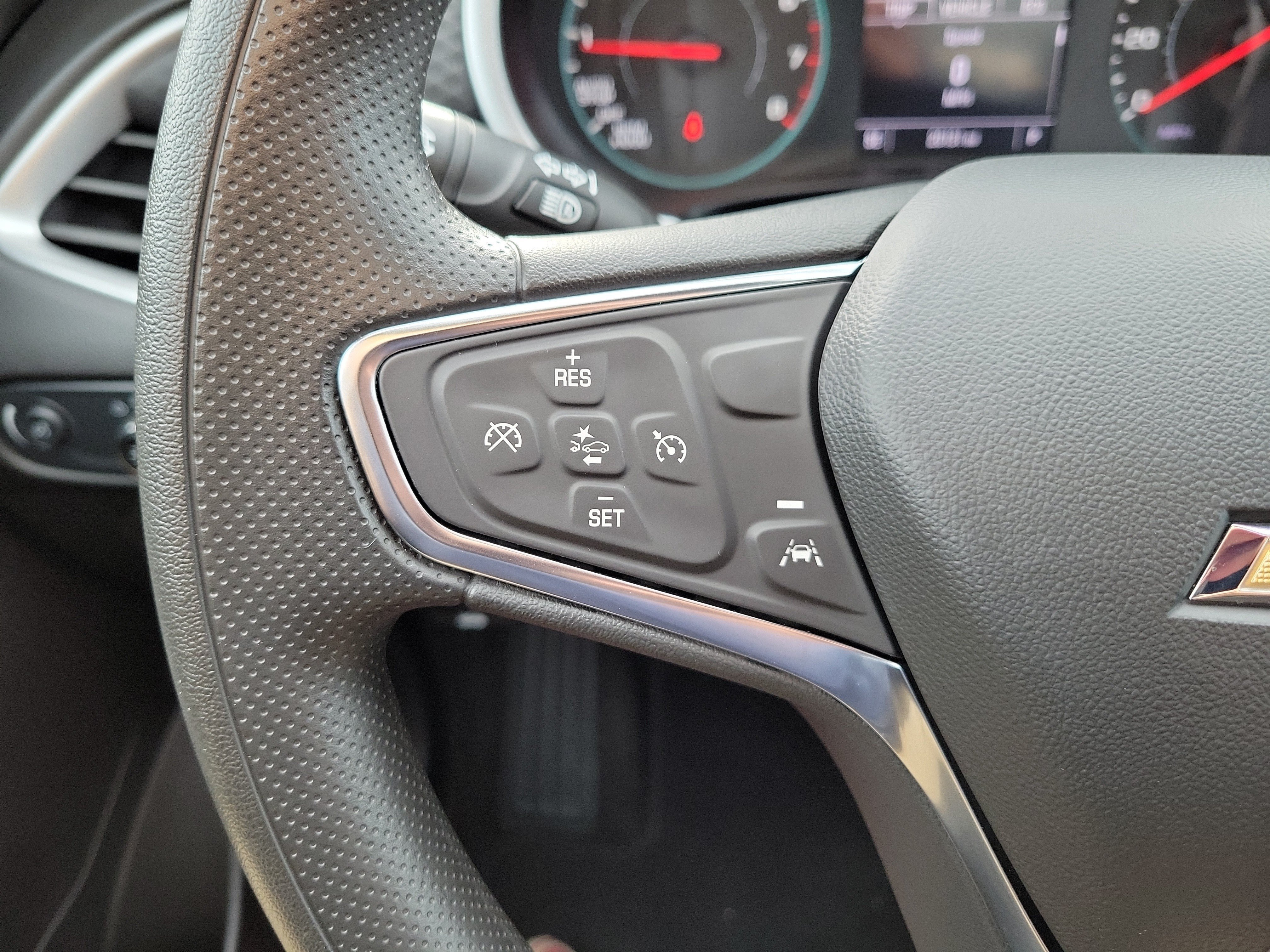 Used 2024 Chevrolet Malibu LS FWD image 24