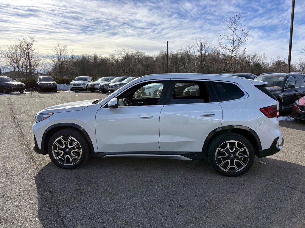 Certified 2025 BMW X1 xDrive28i image 4