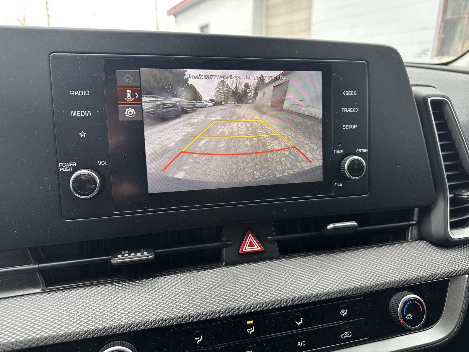 Used 2025 Kia Sportage LX image 12