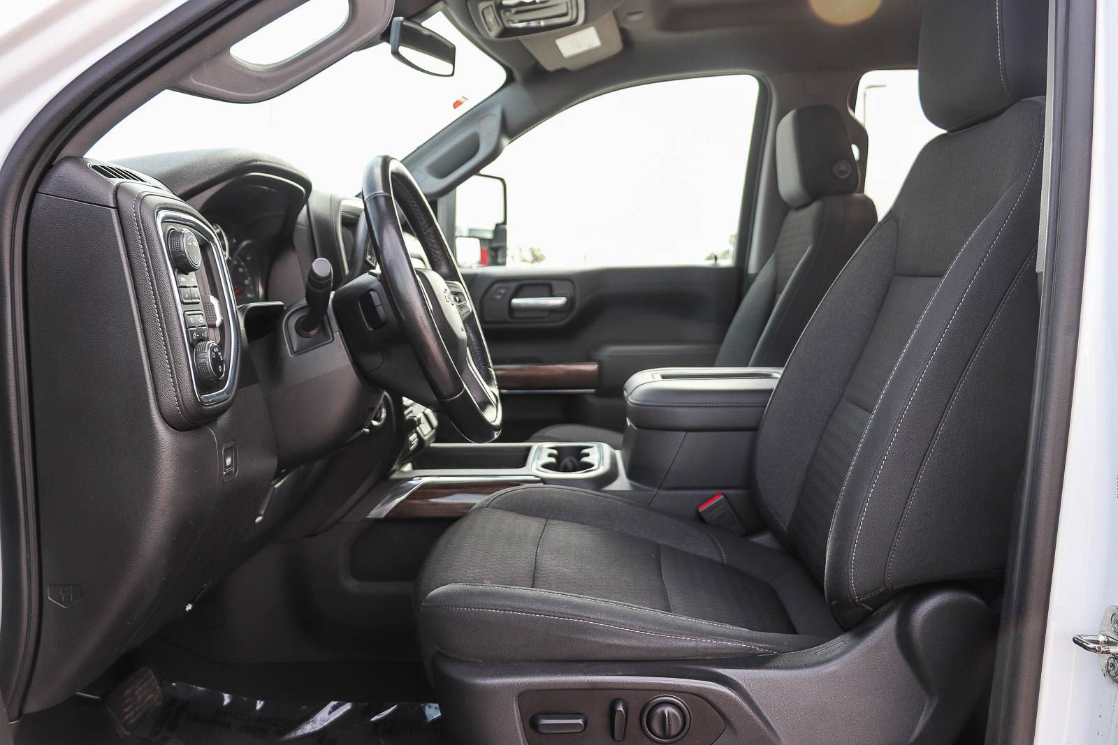 Used 2021 Chevrolet Silverado 1500 LT Trail Boss w/ Bed Protection Package image 18