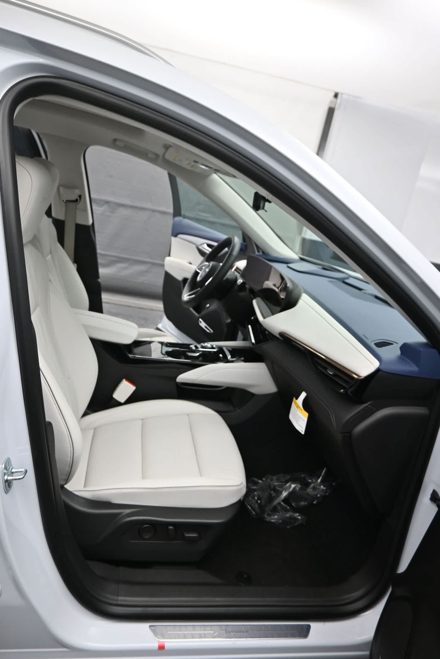 Used 2026 Buick Envision Avenir AWD/4WD image 20