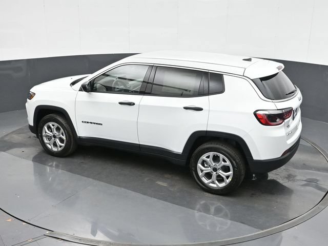 Used 2025 Jeep Compass Sport AWD/4WD image 27