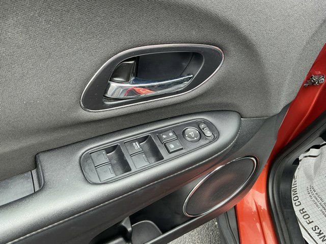 Used 2020 Honda HR-V EX image 16