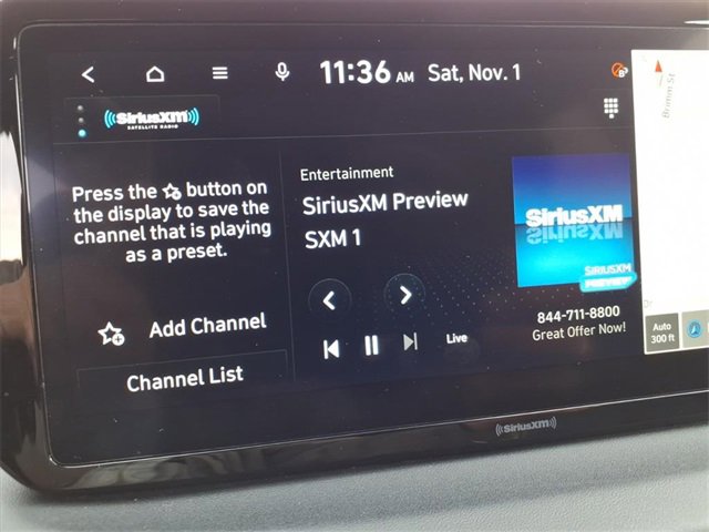 Used 2023 Hyundai Santa Fe SEL image 11