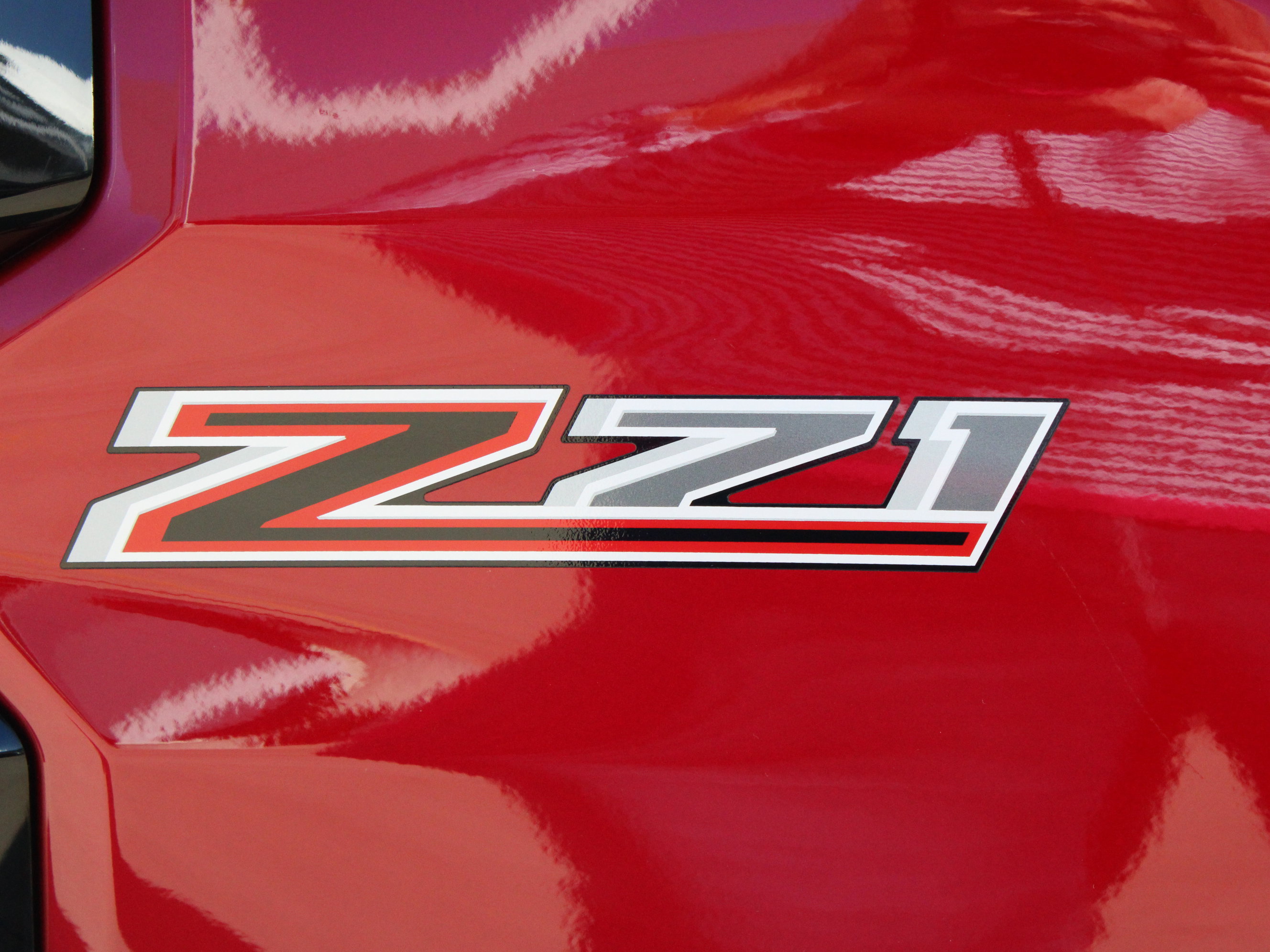 Used 2024 Chevrolet Colorado Z71 w/ Advanced Trailering Package AWD/4WD image 12