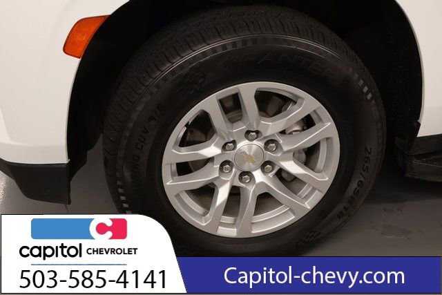 Used 2023 Chevrolet Suburban LT image 9