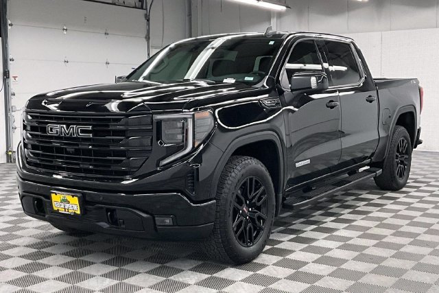 Used 2024 GMC Sierra 1500 Elevation w/ Elevation Premium Package AWD/4WD image 12