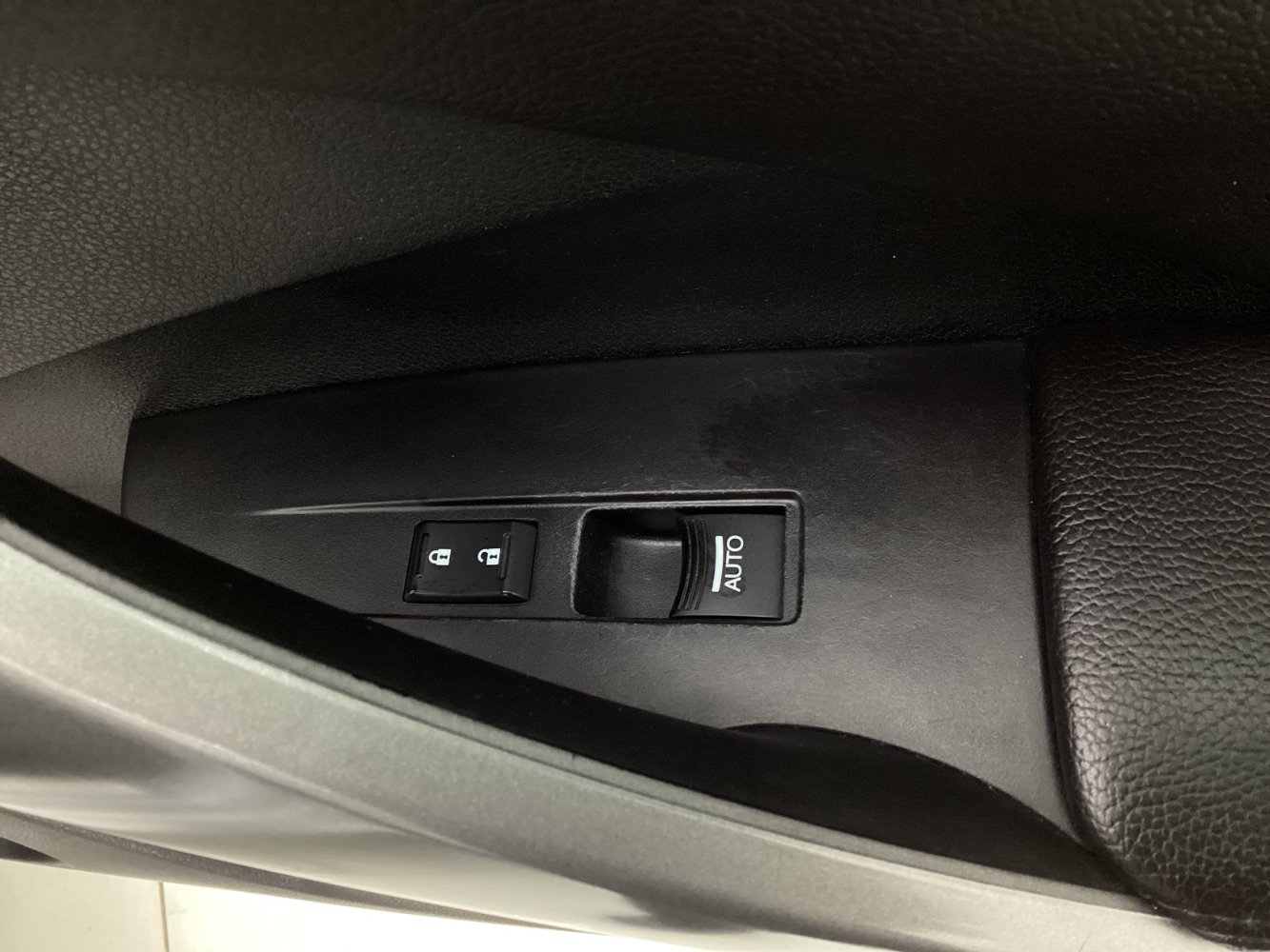 Used 2015 Acura RDX w/ Technology Package AWD/4WD image 39