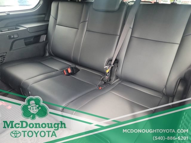 Used 2024 Toyota Sequoia Platinum AWD/4WD image 20