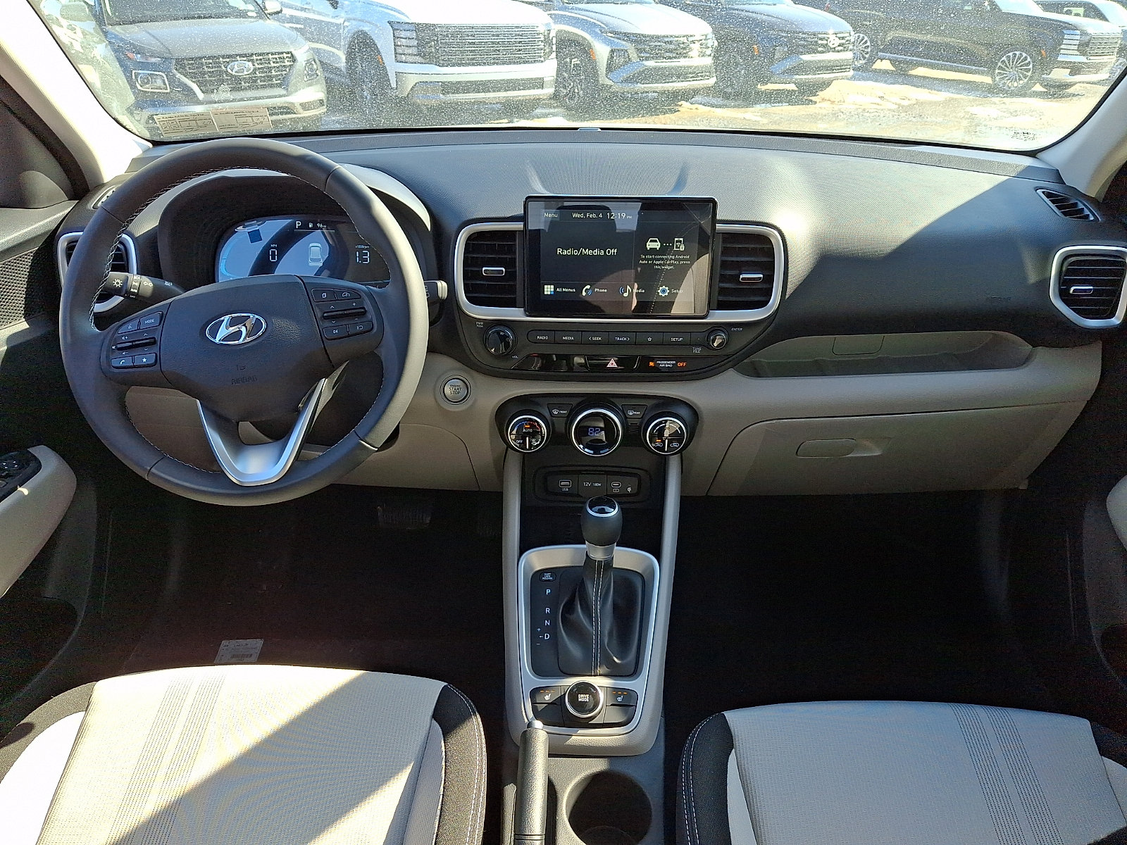 New 2026 Hyundai Venue SEL FWD image 10