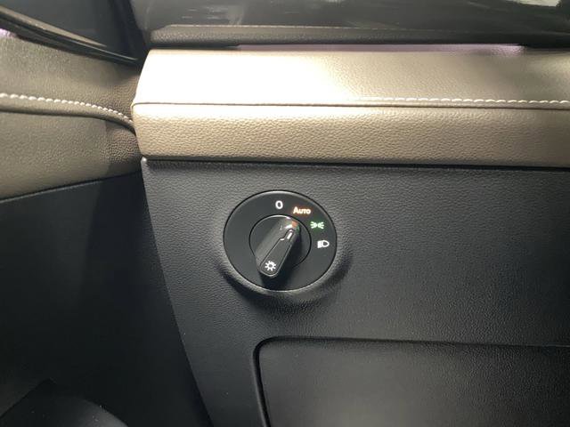 Used 2024 Volkswagen Taos SEL image 24