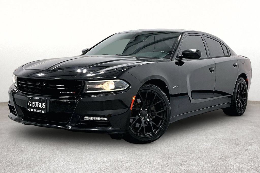 Used 2017 Dodge Charger R/T RWD image 14