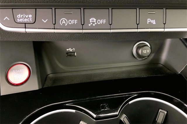 Certified 2022 Audi S4 Premium Plus w/ Premium Plus Package image 33