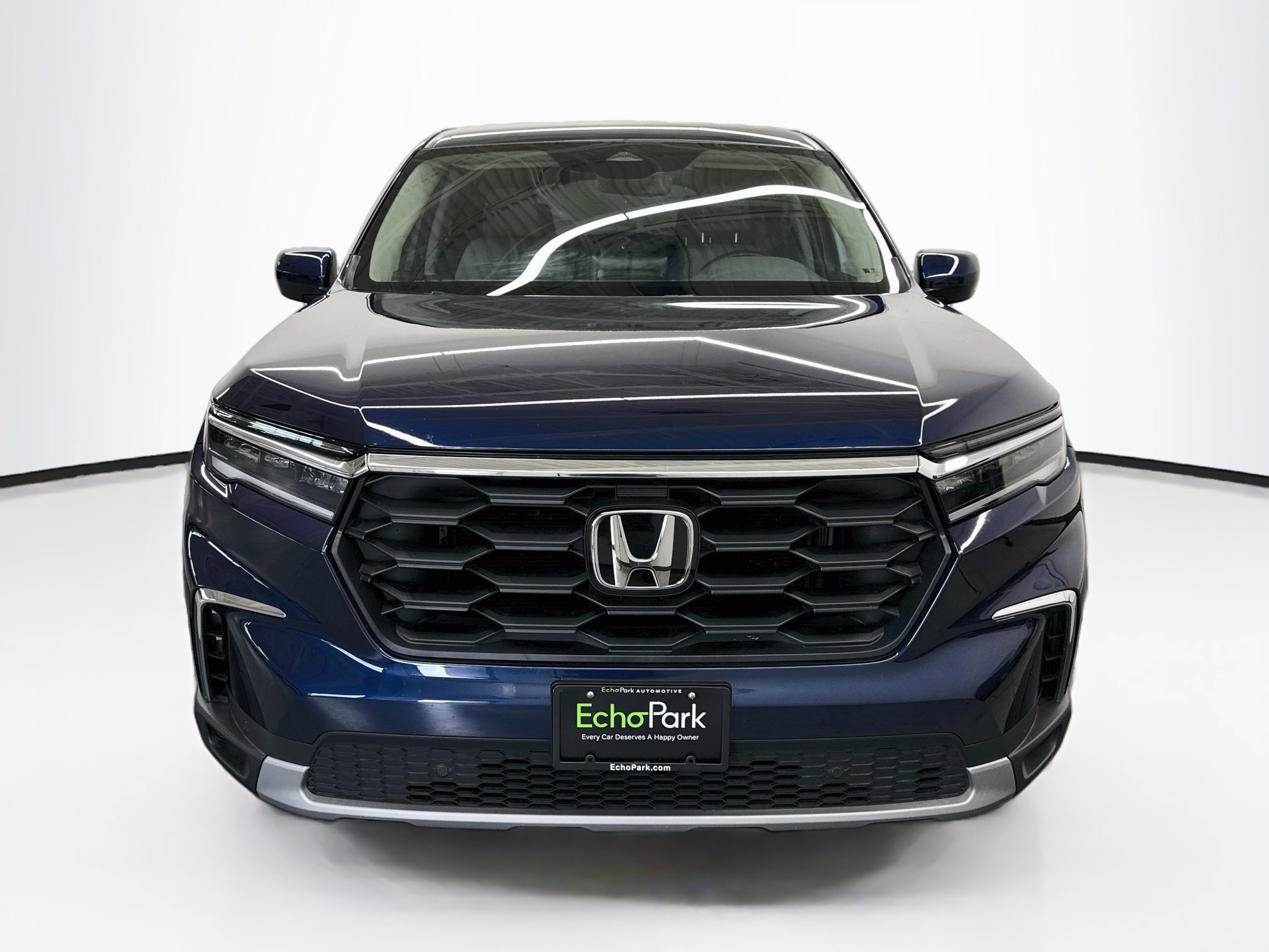 Used 2025 Honda Pilot EX-L image 2