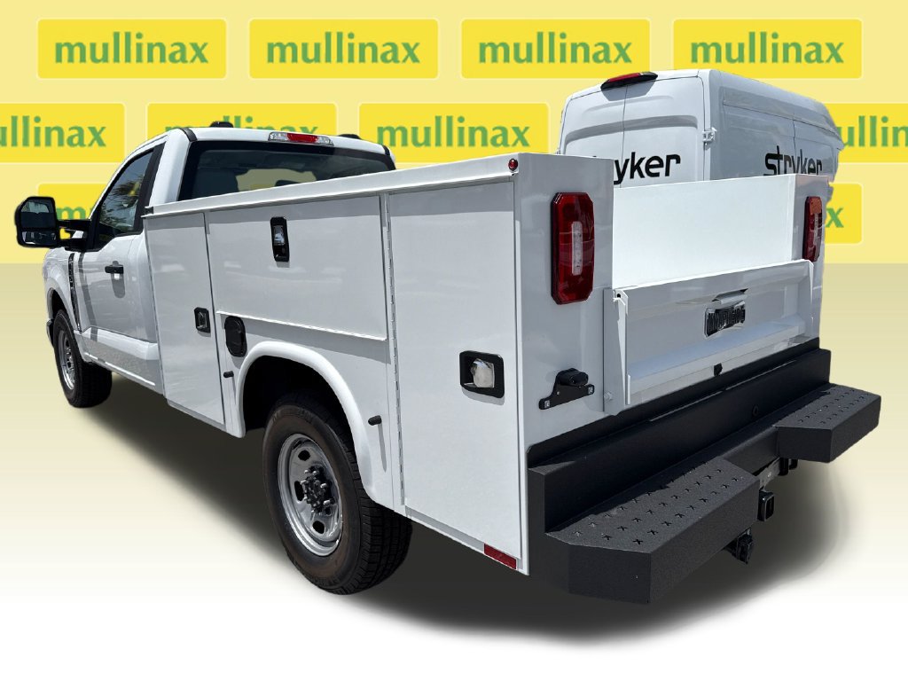 New 2026 Ford F250 XL w/ XL Chrome Package RWD image 4