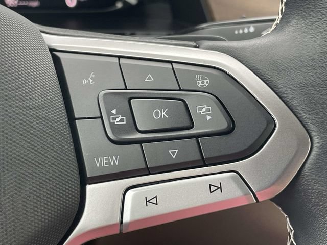 Certified 2026 Volkswagen Atlas SE w/ Black Wheel Package FWD image 23
