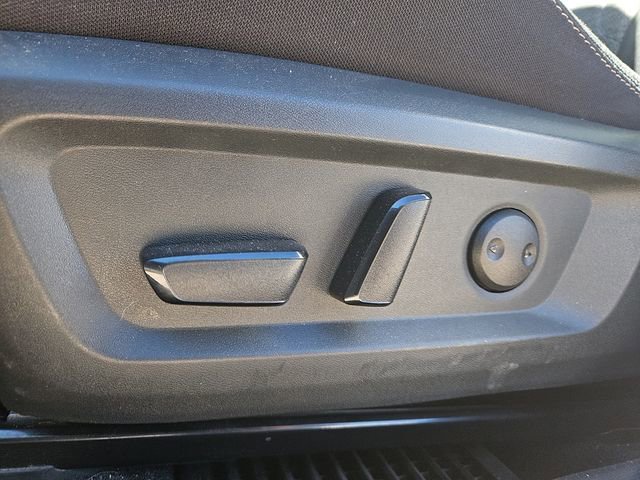 Used 2023 Nissan Rogue SV image 14