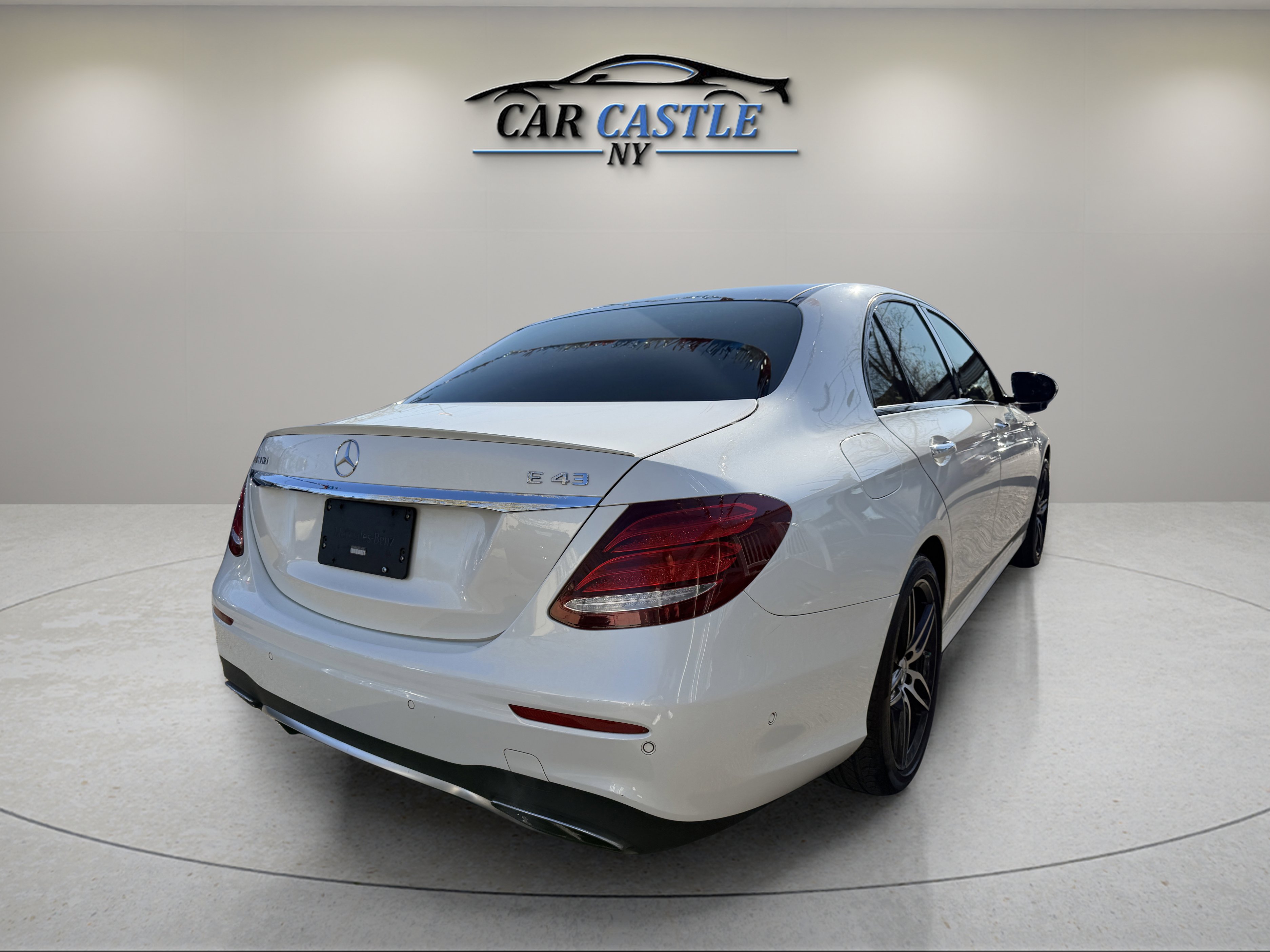 Used 2018 Mercedes-Benz E 43 AMG 4MATIC Sedan image 9