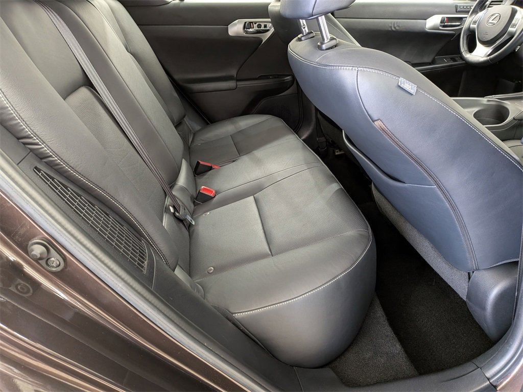 Used 2012 Lexus CT 200h Premium image 35