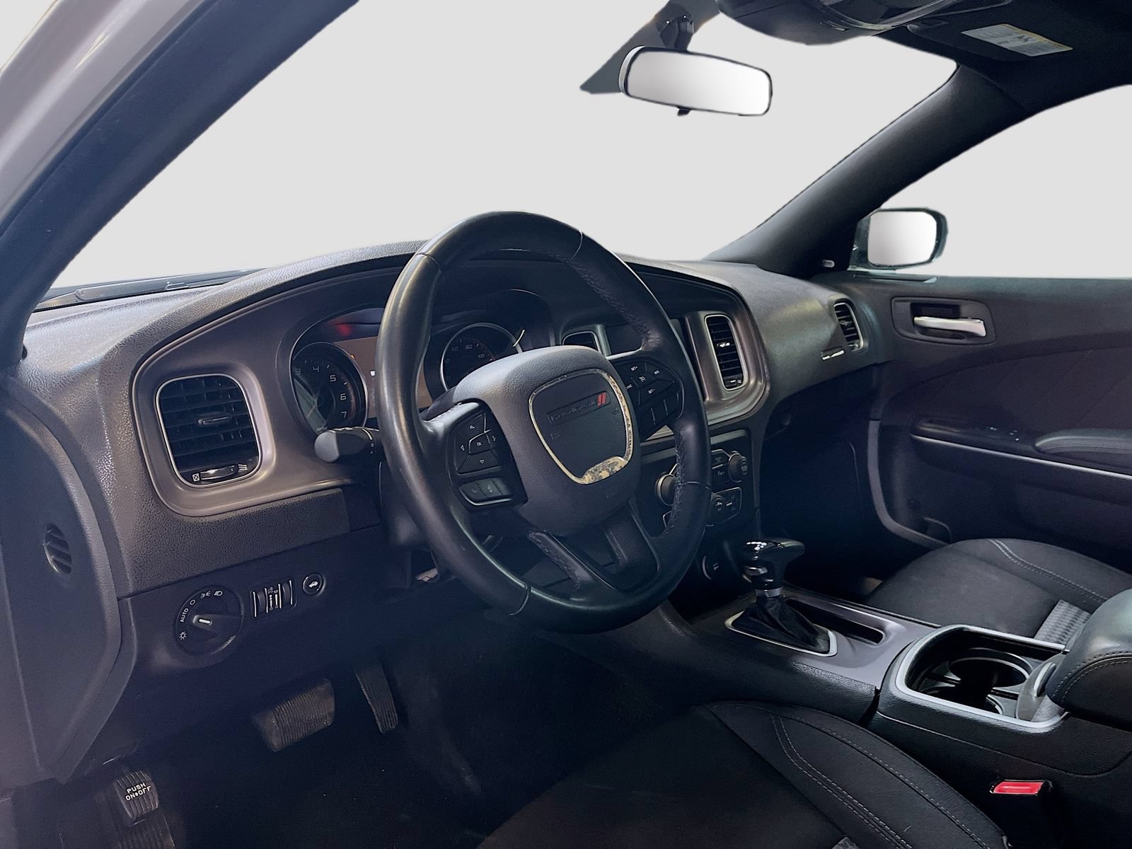 Used 2023 Dodge Charger SXT RWD image 9