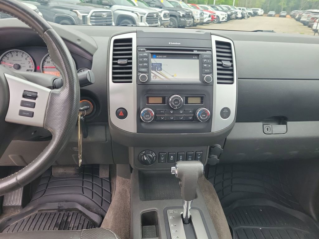 Used 2015 Nissan Frontier PRO-4X w/ Pro-4x Luxury Package AWD/4WD image 21