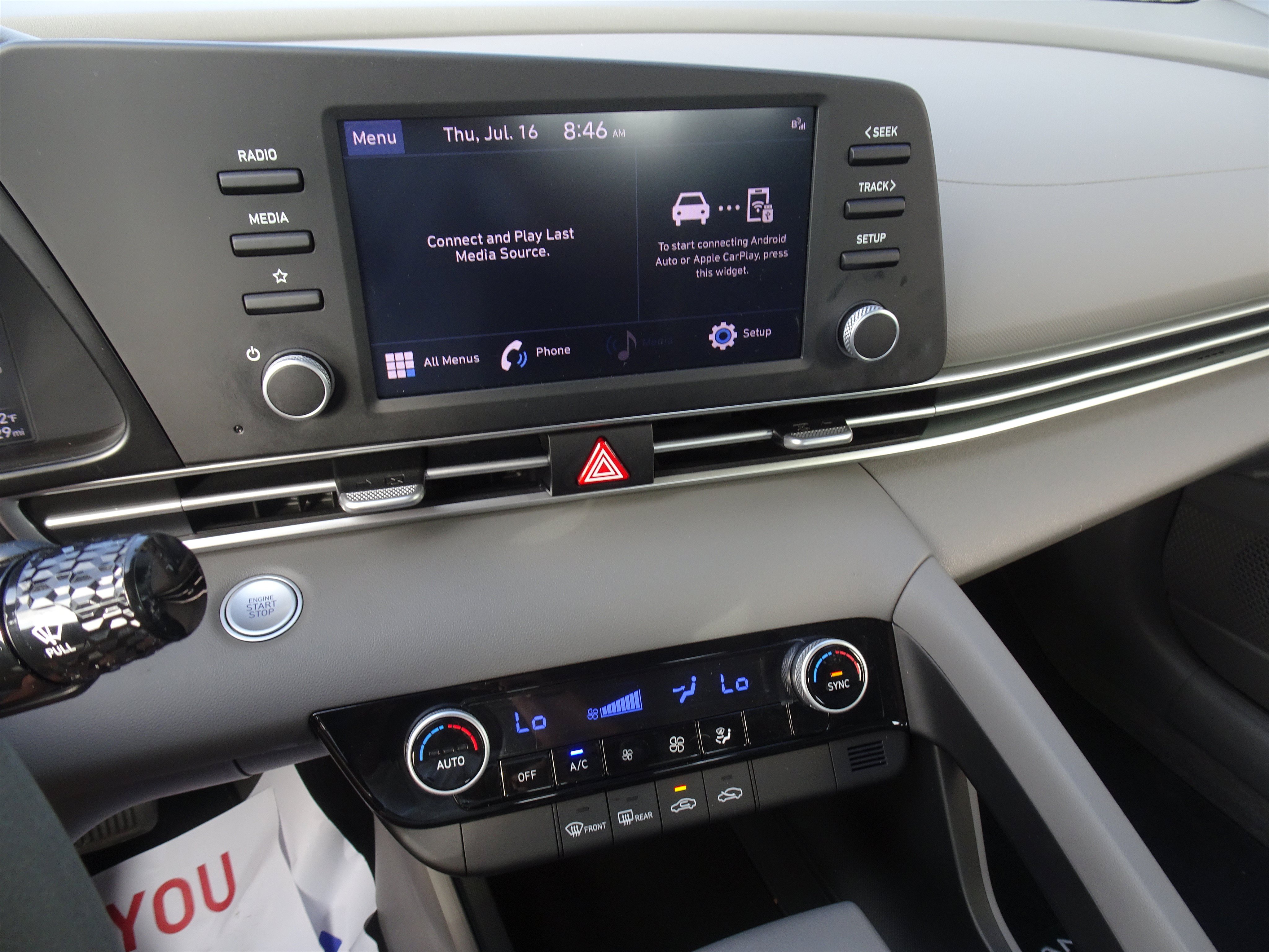 Used 2023 Hyundai Elantra SEL FWD image 17