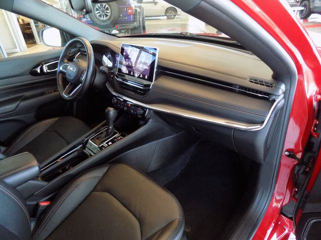 Certified 2022 Jeep Compass Limited AWD/4WD image 27