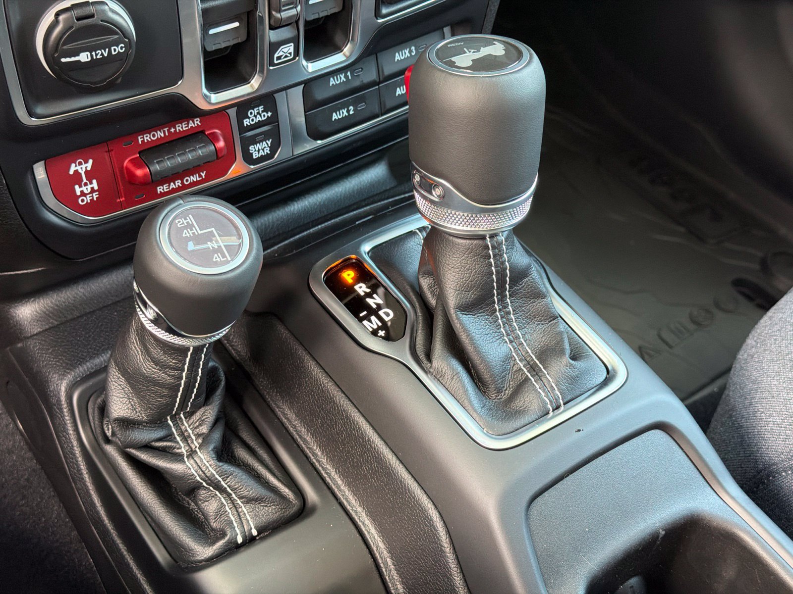 New 2026 Jeep Wrangler Unlimited Rubicon AWD/4WD image 25