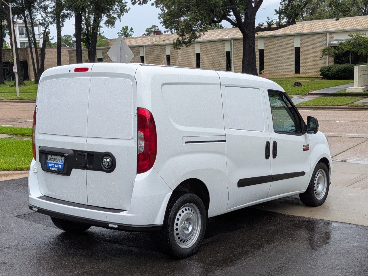 Used 2022 RAM ProMaster City Tradesman FWD image 5