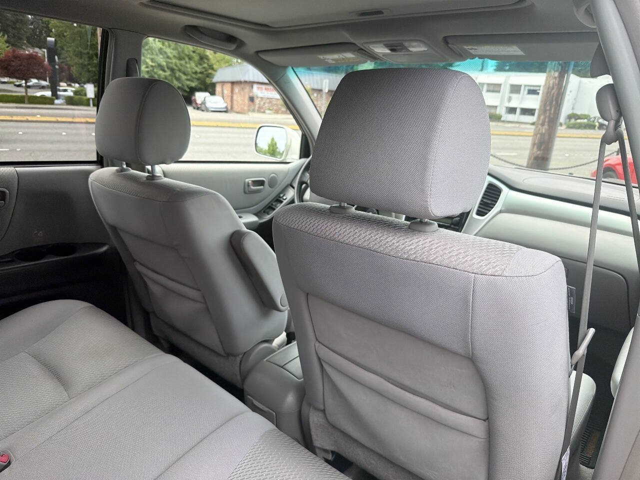 Used 2007 Toyota Highlander 4WD V6 w/ 3rd Row image 22
