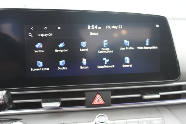 Used 2024 Hyundai Elantra Blue FWD image 21
