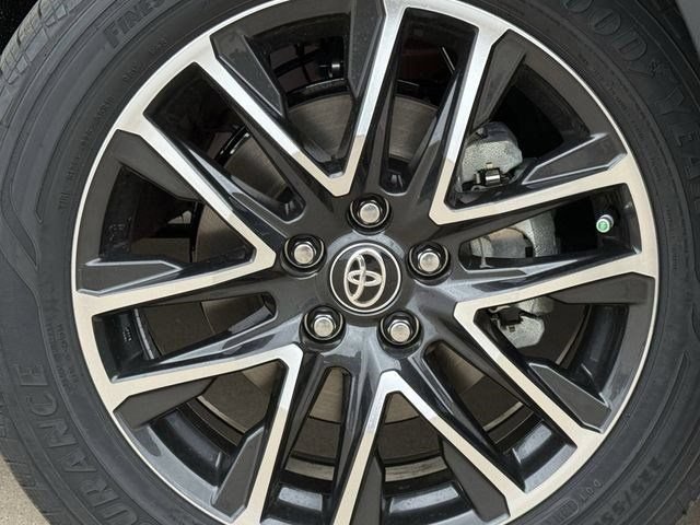New 2026 Toyota Corolla Cross XLE w/ Convenience Package FWD image 10