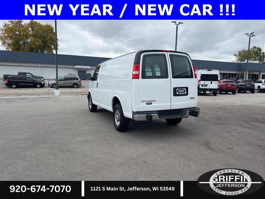 Used 2022 GMC Savana 2500 Work Van w/ Driver Convenience Package image 13