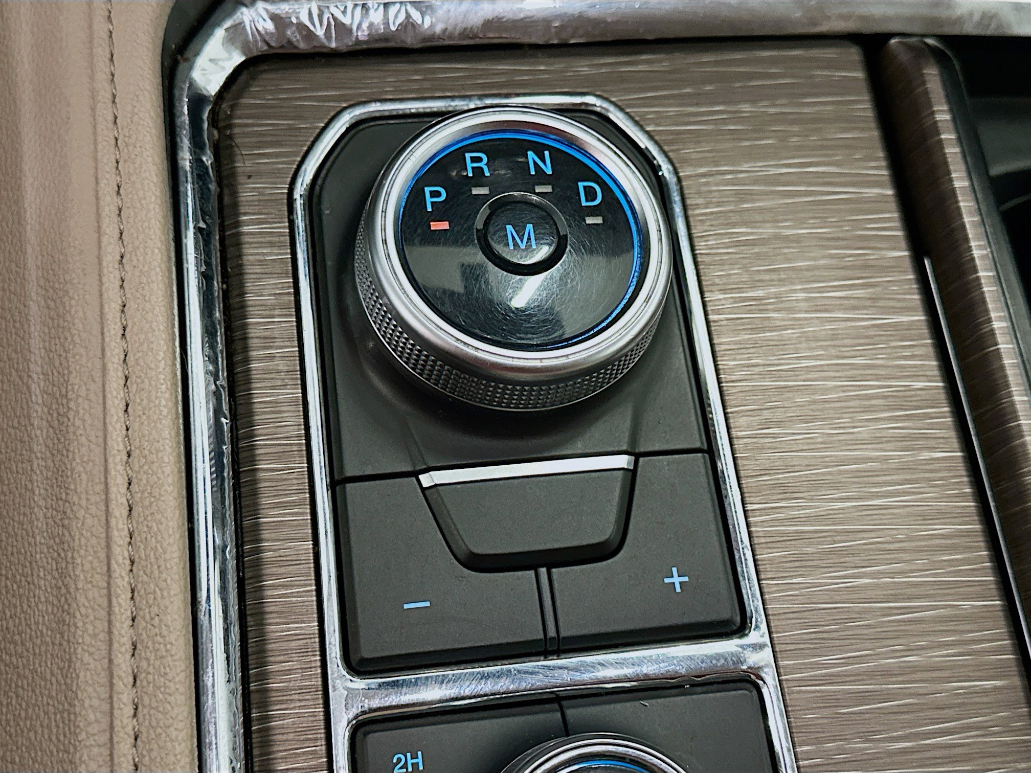 Used 2023 Ford Expedition Limited image 25