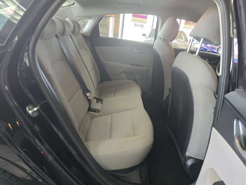 Used 2021 Kia Forte LXS image 17