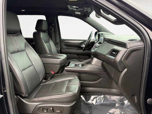Used 2021 Chevrolet Tahoe RST w/ Luxury Package AWD/4WD image 14