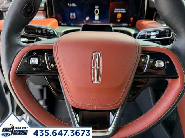 Used 2025 Lincoln Aviator Reserve w/ Equipment Group 201A image 16
