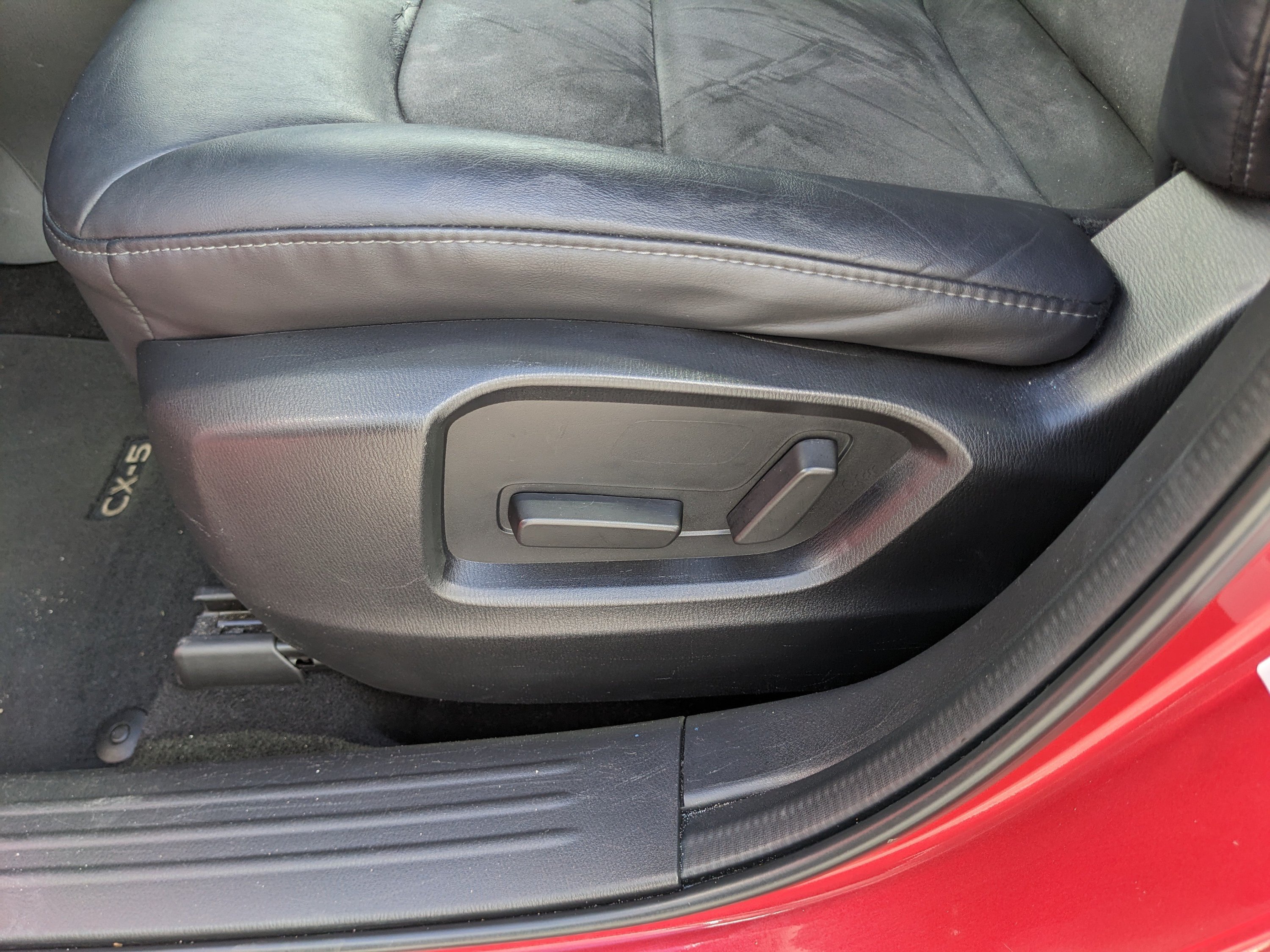 Used 2021 MAZDA CX-5 Touring FWD image 20
