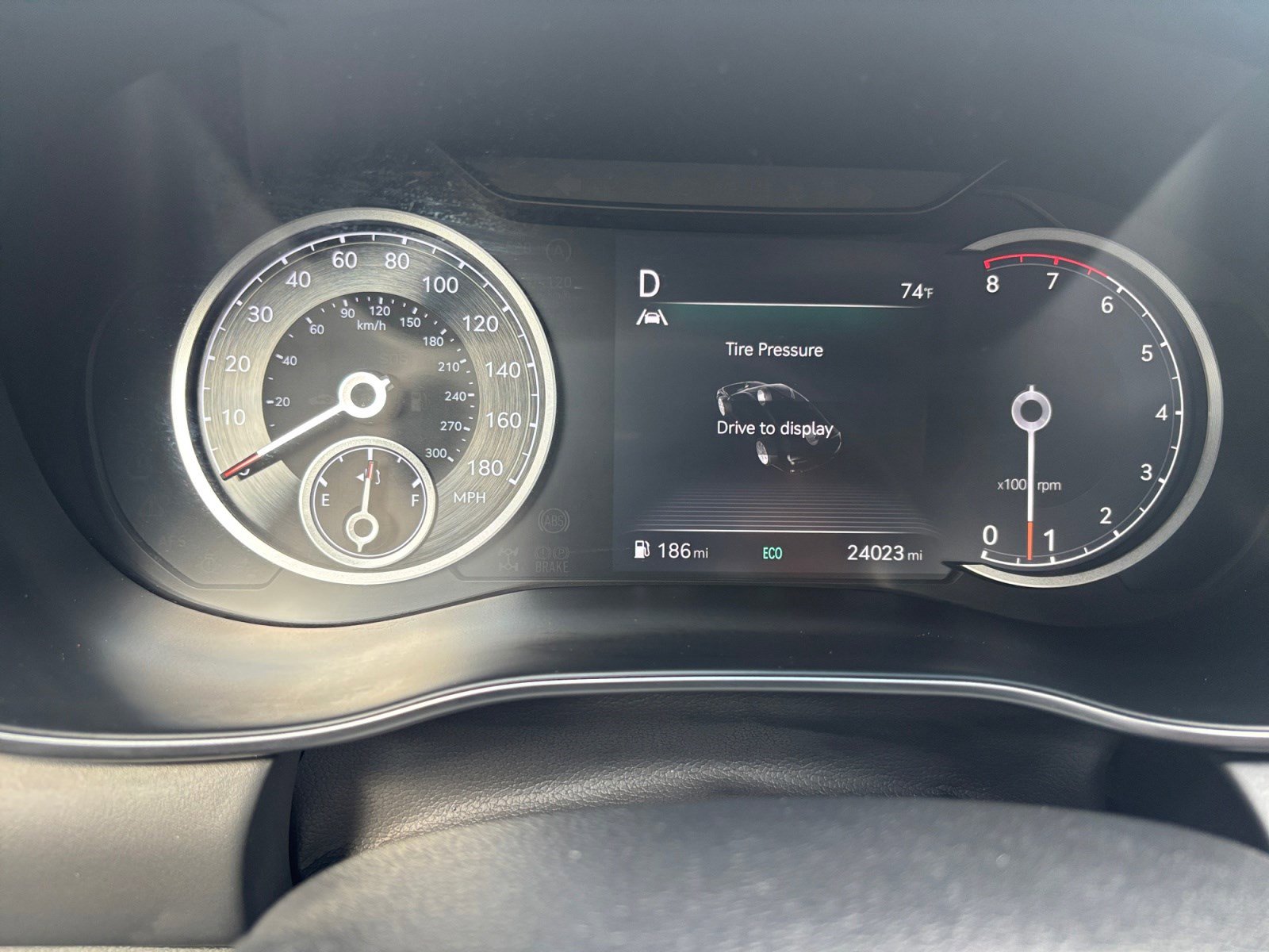 Used 2023 Genesis G70 3.3T w/ Sport Prestige Package image 18