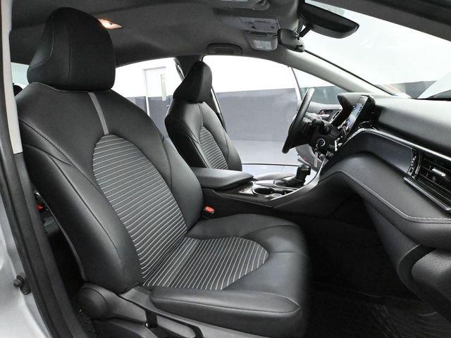 Used 2024 Toyota Camry SE image 42