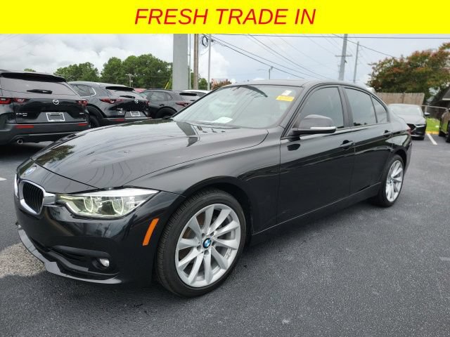 Used 2018 BMW 320i xDrive Sedan AWD/4WD image 12