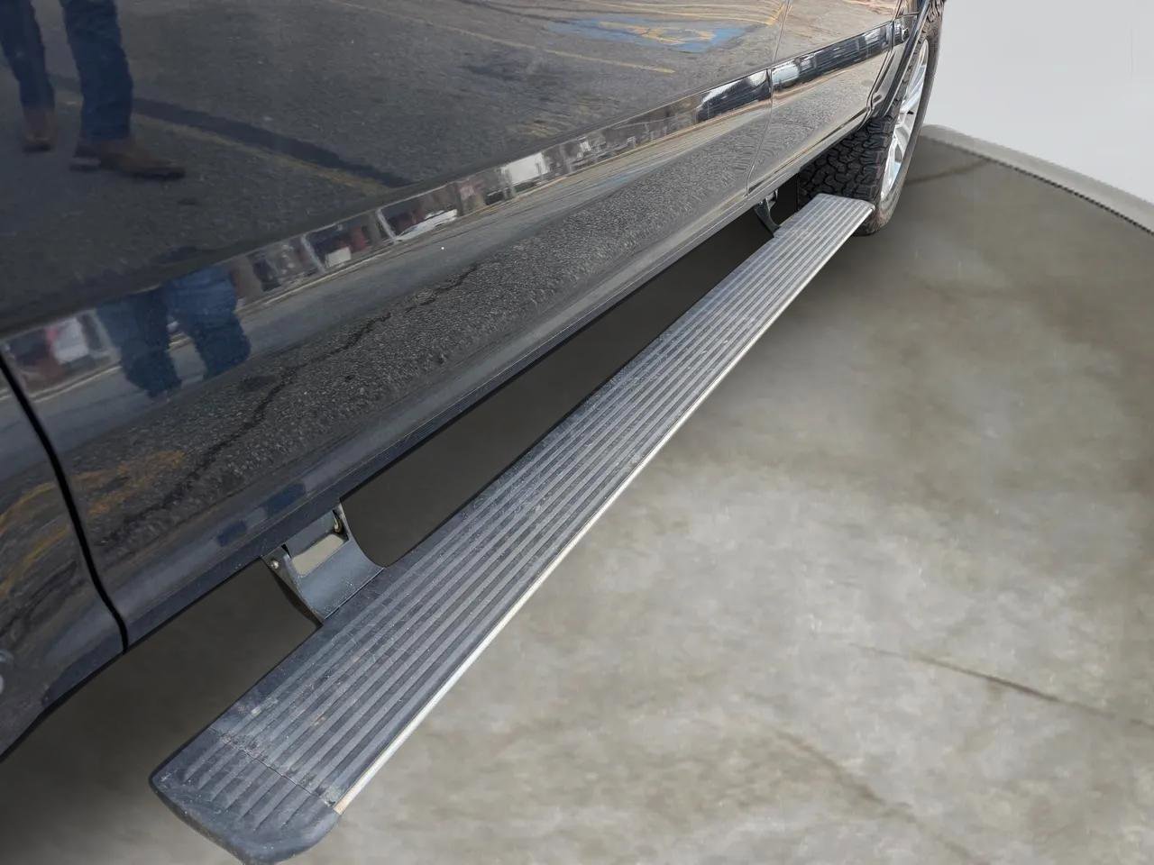 Used 2020 Ford F150 Platinum w/ Equipment Group 701A Luxury image 21