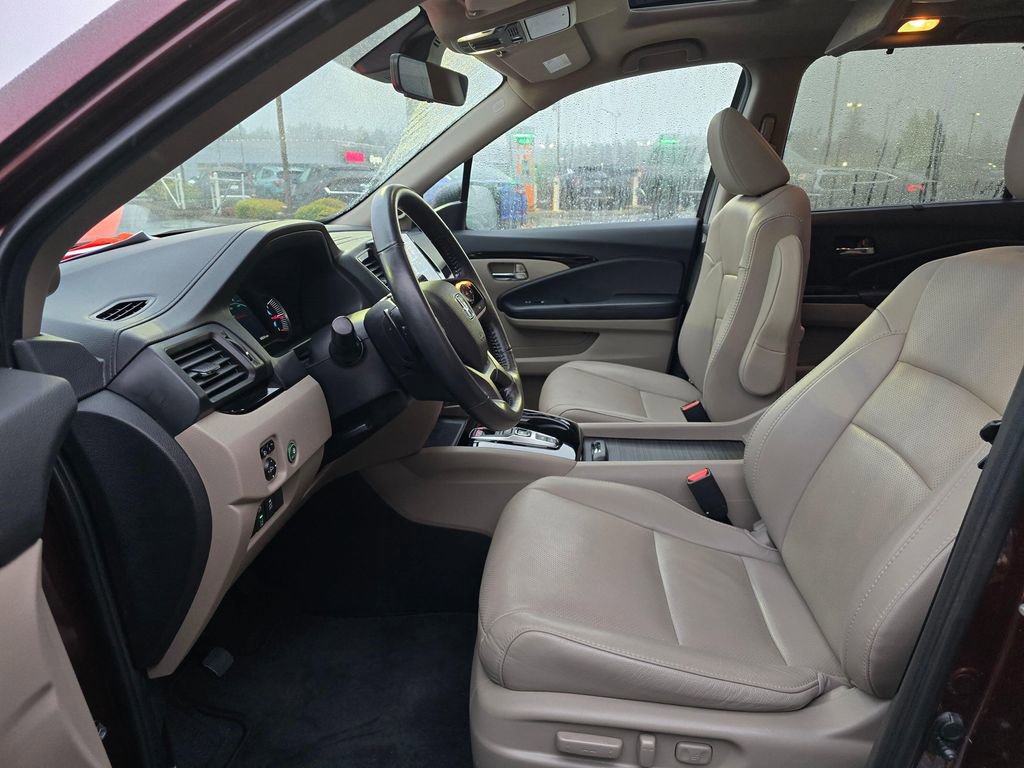 Used 2019 Honda Pilot Elite image 8