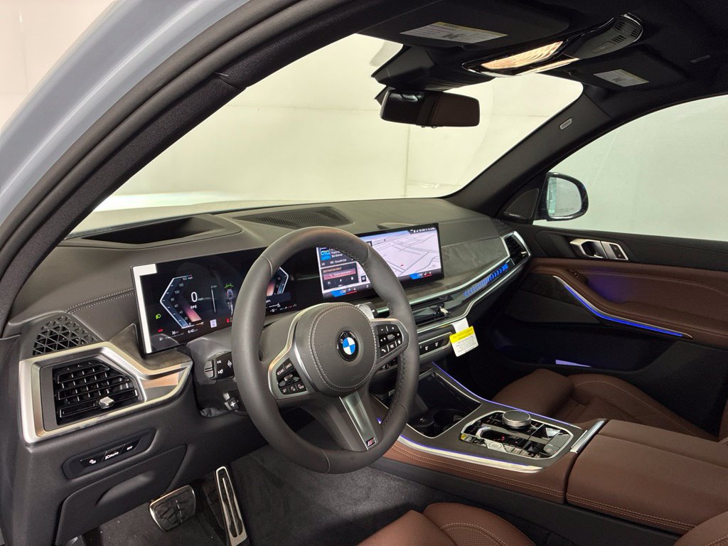New 2026 BMW X5 xDrive40i w/ M Sport Package AWD/4WD image 19