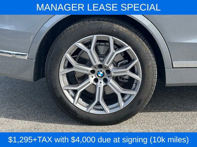 Certified 2025 BMW X7 xDrive40i w/ Premium Package image 9