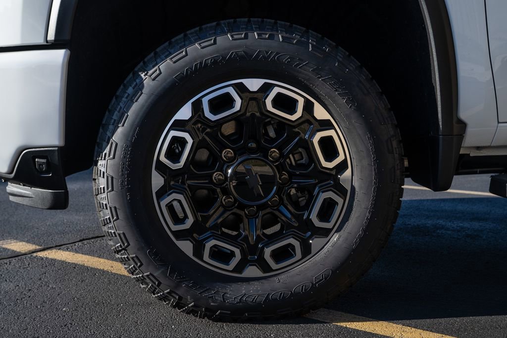 New 2026 Chevrolet Silverado 3500 High Country w/ Technology Package image 8